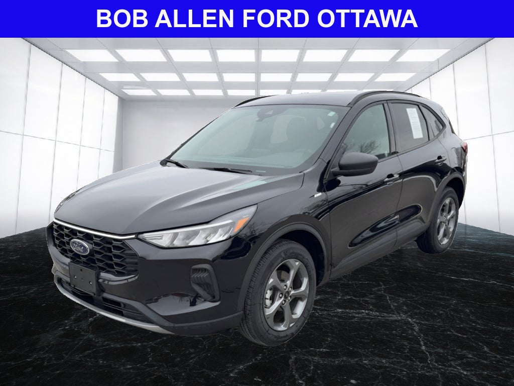 2025 Ford Escape ST-Line in Agate Black — front three-quarter view